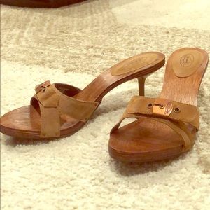 Dr. Scholls wooden slipper heels